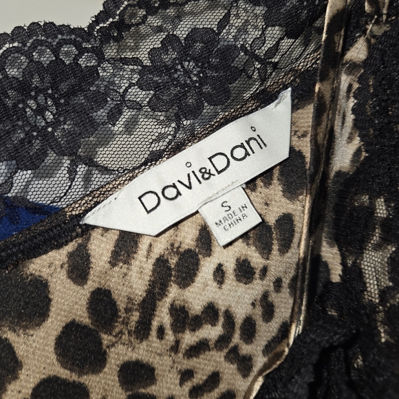 5 Tops Bundle - Picture 3 of 11